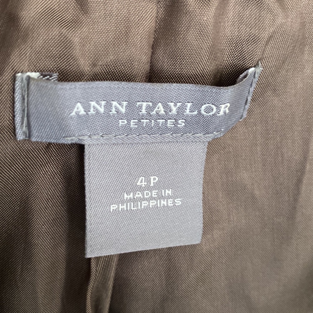 Ann Taylor Blazer - Picture 2 of 9
